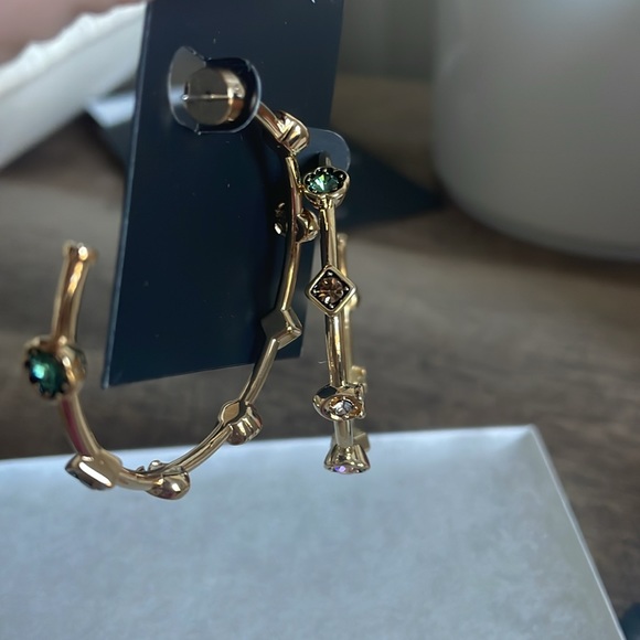 Coach gold hoops NWT - Picture 5 of 7